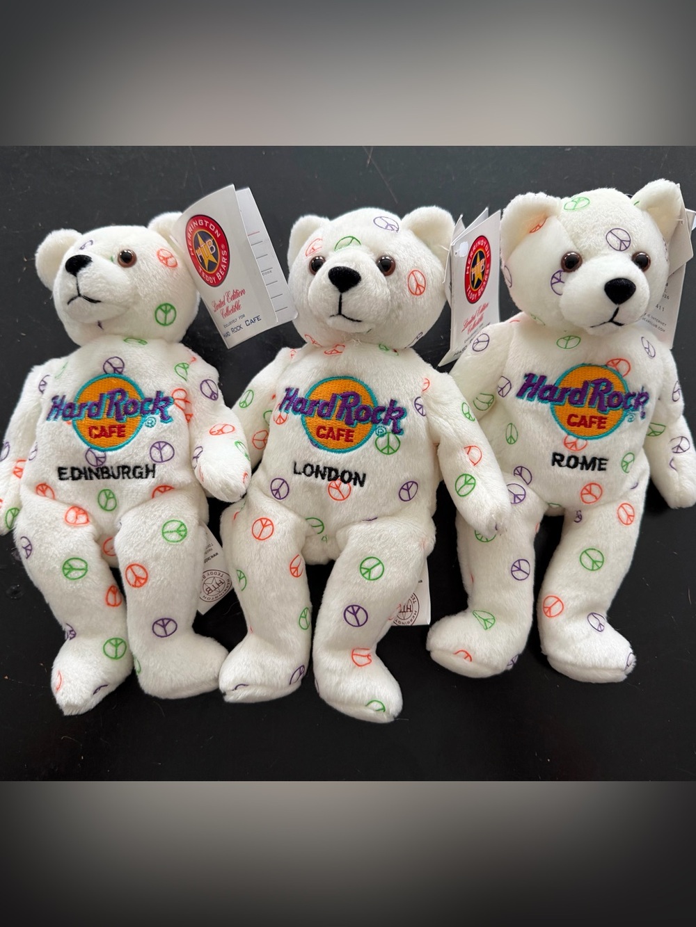 NWT Hard Rock Cafe Peace Bears (2005) - London, Edinburgh & Rome